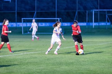 Bild 44 - Frauen SV Henstedt Ulzburg - Wellingsbuettel : Ergebnis: 11:1